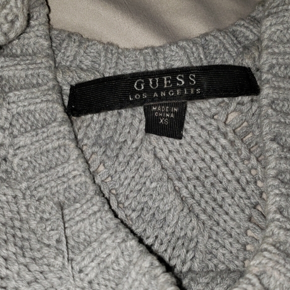 Guess gray chain sweater - Picture 3 of 3